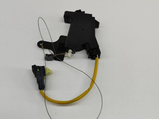 Электрический замок крышки