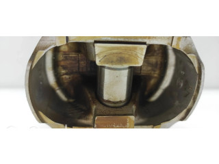 Píst 12006AC470, 12006AB830 Subaru Outback pro benzínový motor 3.0 EZ30DNXCBX