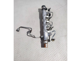 Vstřikovací lišta 03L130089J, 057130764AB Volkswagen Tiguan