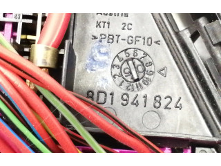 Pojistková skříňka Řídící jednotka BSM 8D1941824 Audi A6 S6 C6 4F 2005