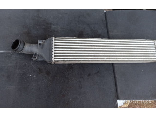 Интеркулер  8U0145803B   Audi Q3 8U 