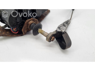 Моторчик стеклоочистителя 1268200442 Mercedes-Benz S W126