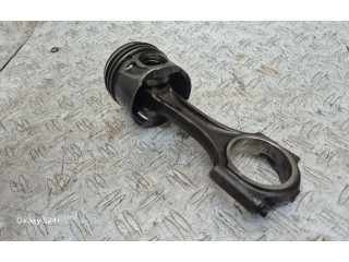 Поршень с шатуном 19N4, 897 Mitsubishi Outlander