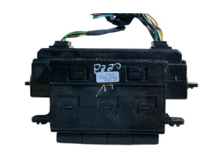 Дисплей    957101H300   KIA Ceed