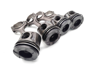 Поршень с шатуном Z13DTJ Z13DTJ Opel Combo C