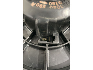 Вентилятор печки Mitsubishi Outlander