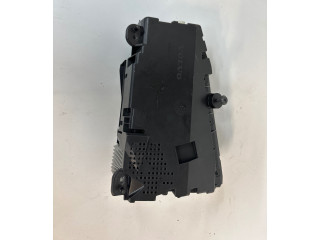 Дисплей 32233452, 10809058 Volvo XC90