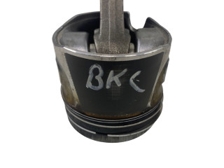 Поршень Audi A3 S3 A3 Sportback 8P