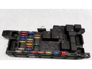 Блок предохранителей 9452993 Volvo S60