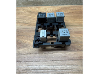   Pojistková skříňka 1T1937503A   Volkswagen Caddy 2011