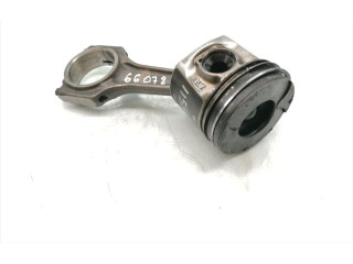 Поршень с шатуном Jeep Grand Cherokee (WJ)