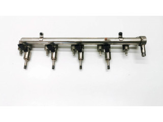 Топливная рампа BB5E9F797BC Volvo V70 2.0