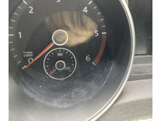 Панель приборов 5K0920871A Volkswagen Golf VI