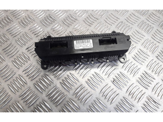 Блок управления климат-контролем F1ET18C612DJ, WZ8V039543   Ford Focus