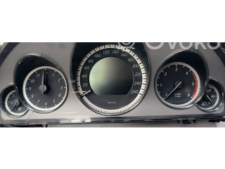 Přístrojová deska Mitsubishi Montero 2003 A2129003309