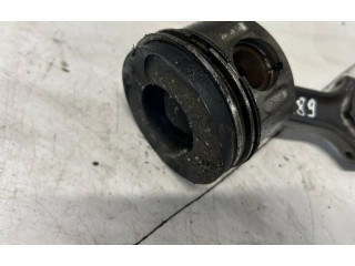  Поршень с шатуном    Mercedes-Benz E W211  