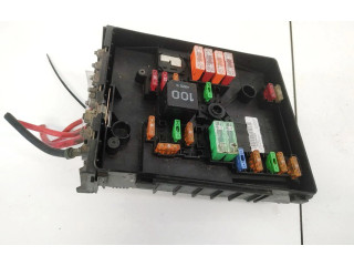 Блок предохранителей  1K0937125A   Skoda Octavia Mk2 (1Z)    