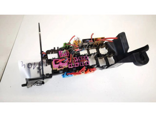 Pojistková skříňka 8d1937545 Audi A6 S6 C5 4B 2003