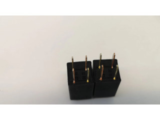 Блок предохранителей 13275884, MJ Opel Insignia A