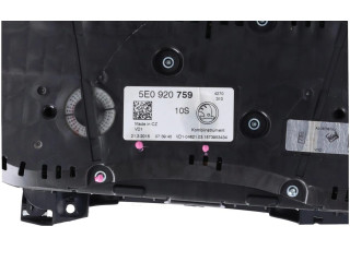 Панель приборов 5E0920759 Skoda Octavia Mk3 (5E)