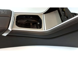 Центральная консоль