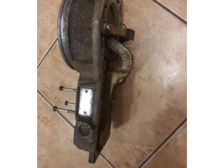 Vstřikovací lišta 0438121013, 034133353 Audi 100 200 5000 C3