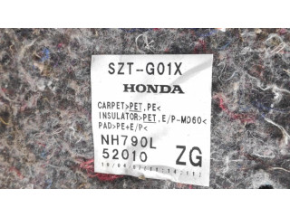 Передний ковер салона