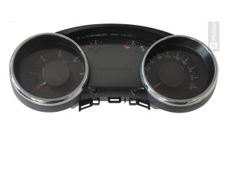 Přístrojová deska Peugeot 5008 2010 9666174980, 69189230U