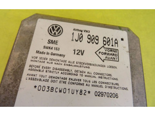 Блок подушек безопасности 1J0909601A   Audi A3 S3 8L