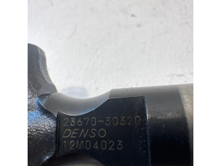 Vstřikovač 2367030320, 12M04023   Toyota Land Cruiser (J120)  pro naftový motor 3.0  