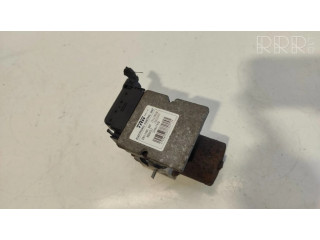 Блок АБС 15113903E, 54084793B Opel Vivaro 2001-2014 года