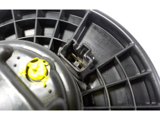 Вентилятор печки 8727001790 Mazda CX-3