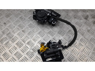 Замок задней крышки