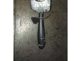 Ручка стеклоочистителей Renault Clio III