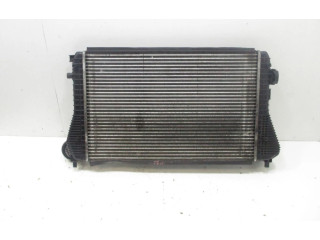 Интеркулер 1K0145803E Volkswagen Touran I