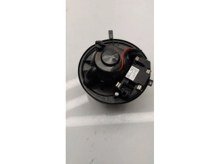 Вентилятор печки 1k1820015D Skoda Octavia Mk2 (1Z)