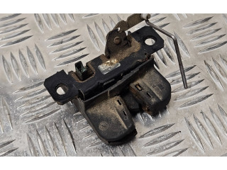 Zámek zadních dveří 2K0827505A Volkswagen Caddy 2019