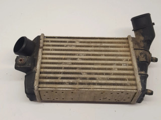 Интеркулер Alfa Romeo GT 1.9