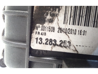 Интеркулер 13283253 Opel Meriva A