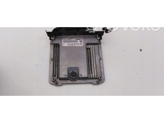 Блок управления двигателя 04L907309K Audi Q3 8U