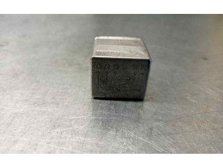 Pojistková skříňka 0015420219 Mercede-Benz S W116 1981