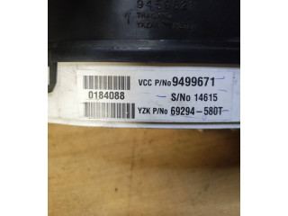 Панель приборов 9459821, 692945801   Volvo V70       