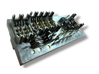 Блок предохранителей 443941822A Volkswagen Golf II