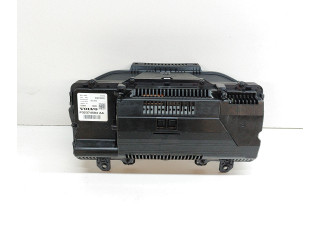 Панель приборов 32374504, 0263758325 Polestar 2