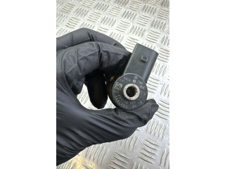 Форсунка 04L130277AC    Skoda Superb B8 (3V)  CRLB 