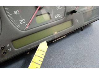 Панель приборов 9472523, 9472523   Volvo S70  V70  V70 XC       