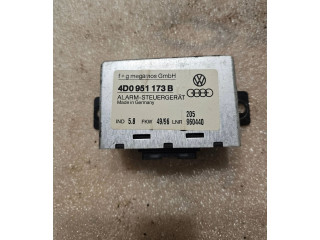 Pojistková skříňka Блок управления сигнализации 4D0951173B, 960440 Audi A8 S8 D2 4D 1997