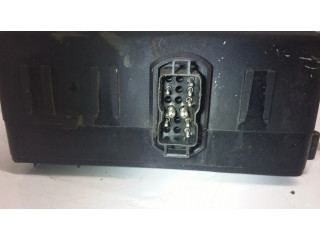 Pojistková skříňka BMW 5 E28 1985