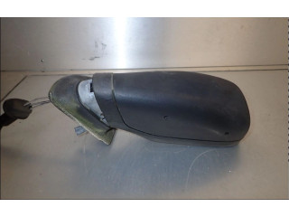 Zpětné zrcátko  Peugeot 106 1998  8148QP  