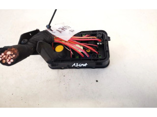 Блок предохранителей 1k0937700 Volkswagen Jetta V